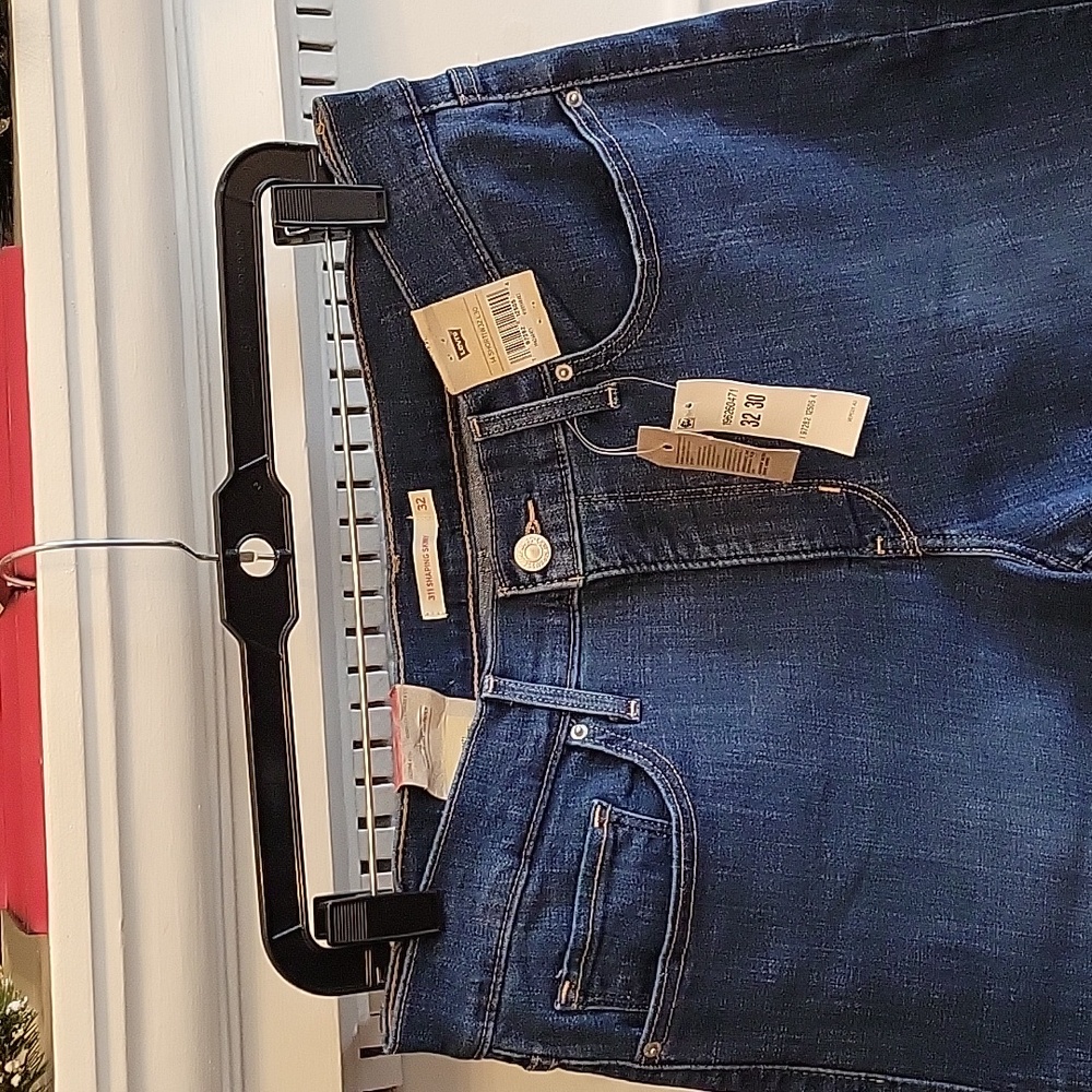 Levi's 311 Shaping Skinny Jeans - Picture 4 of 11